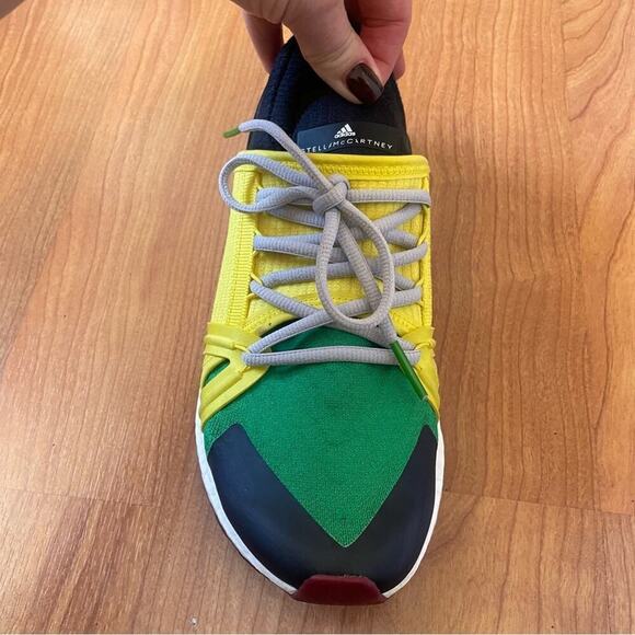 Adidas by Stella McCartney. Style G1568. Women's running sneaker in US 7.5 - Picture 12 of 16